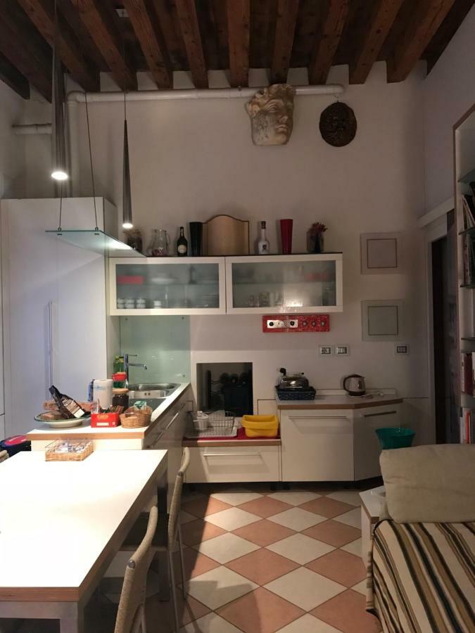 In A Lovely Garden Biennale Flat * Venise